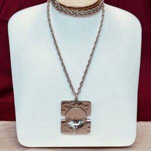 Vintage Modernist Hammered Silver Tone Pendant Necklace 24” Rope Chain Abstract